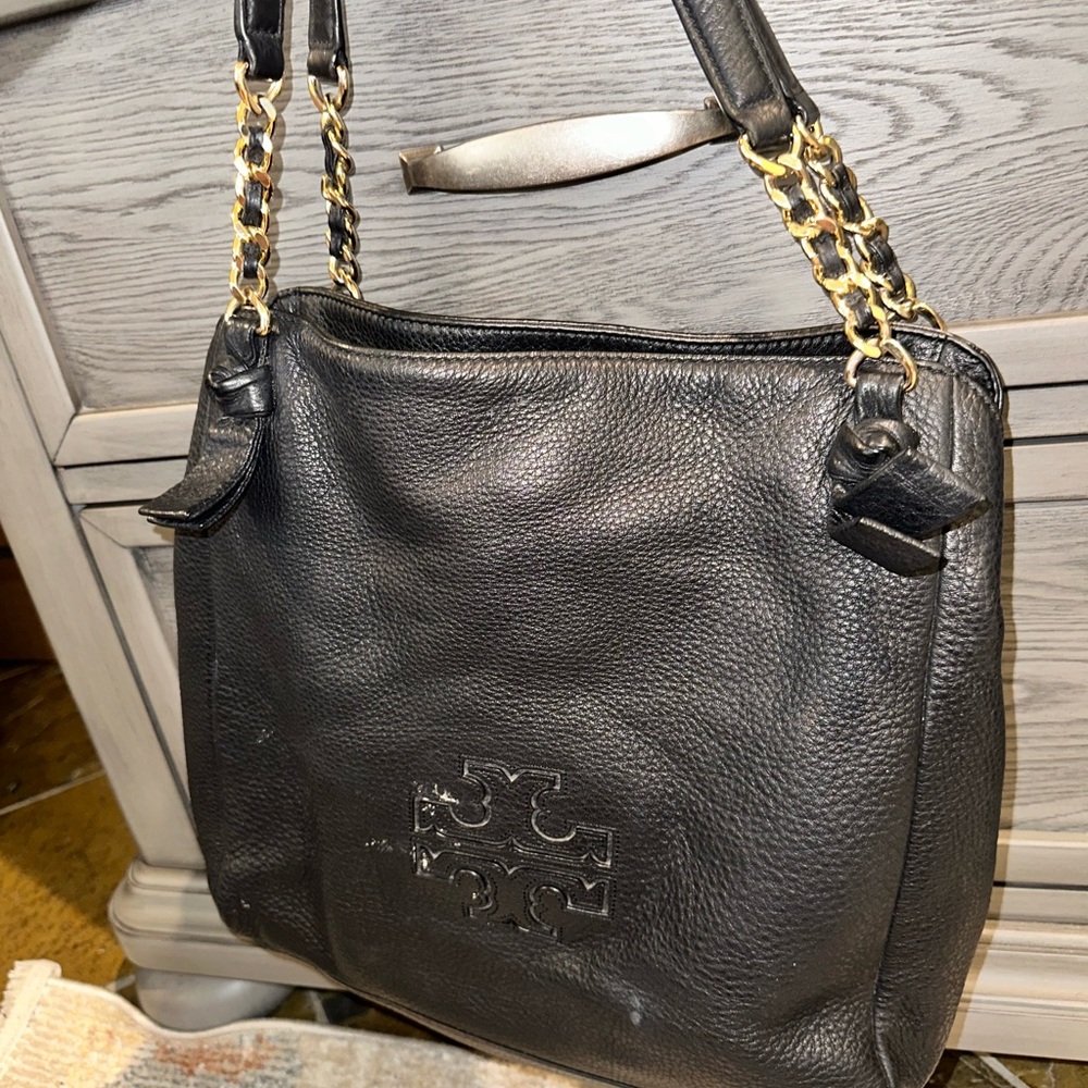 Tory Burch Black Leather Shoulder Bag with Gold Chain